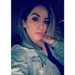 Meet your Posher, Carolina